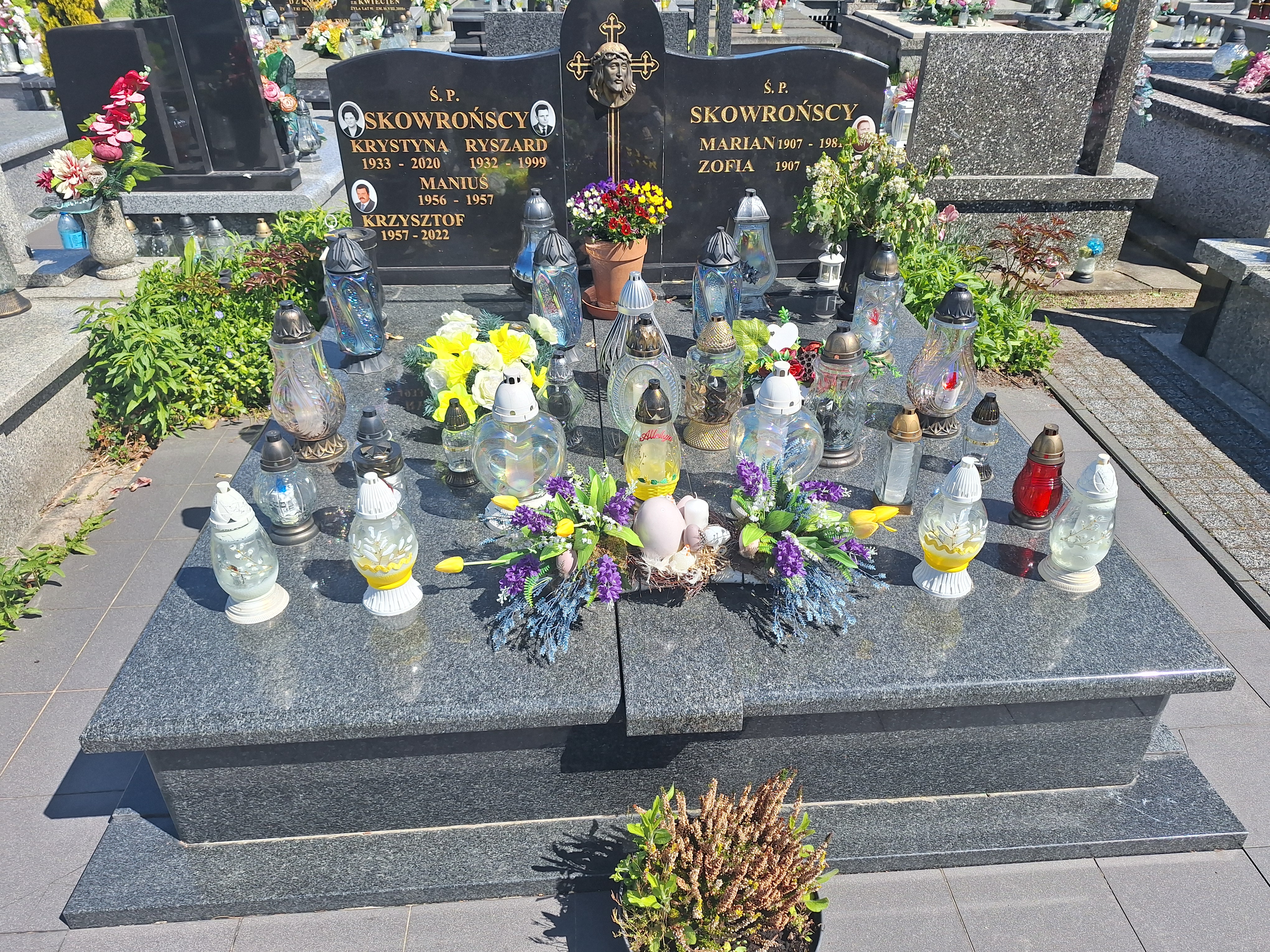 Krzysztof Skowroński 1957 Skierniewice - Grobonet - Wyszukiwarka osób pochowanych