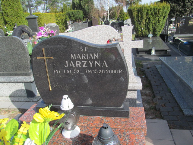 Marian Jarzyna 1948 Skierniewice - Grobonet - Wyszukiwarka osób pochowanych