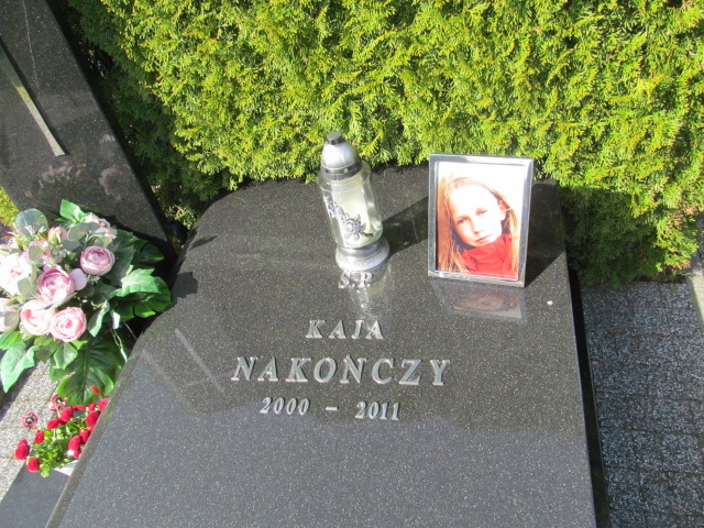 Kaja Nakończy 2000 Skierniewice - Grobonet - Wyszukiwarka osób pochowanych