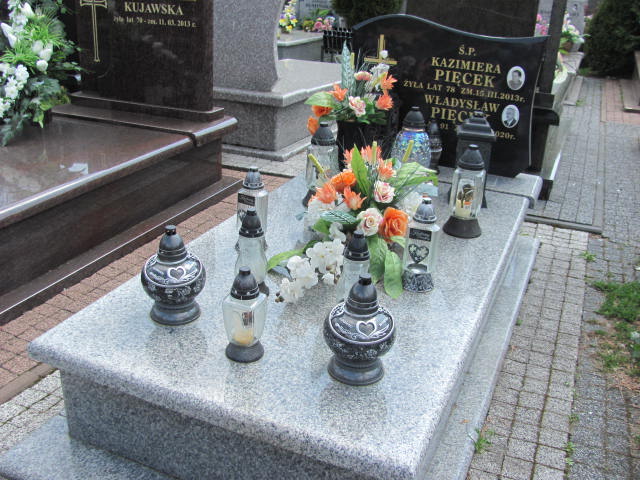 Grób Władysław Pięcek
