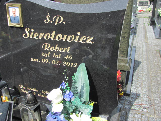Robert Sierotowicz 1966 Skierniewice - Grobonet - Wyszukiwarka osób pochowanych