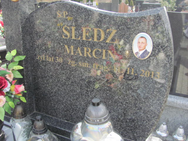 Marcin Śledź 1983 Skierniewice - Grobonet - Wyszukiwarka osób pochowanych