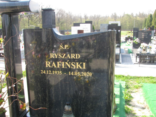 Ryszard Rafiński 1936 Skierniewice - Grobonet - Wyszukiwarka osób pochowanych