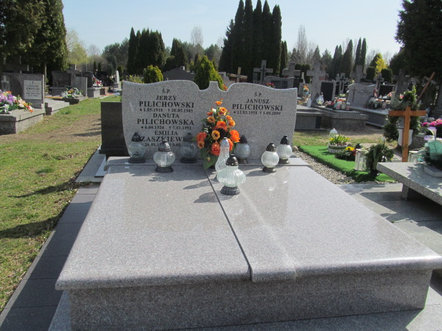 Grób Jerzy Pilichowski