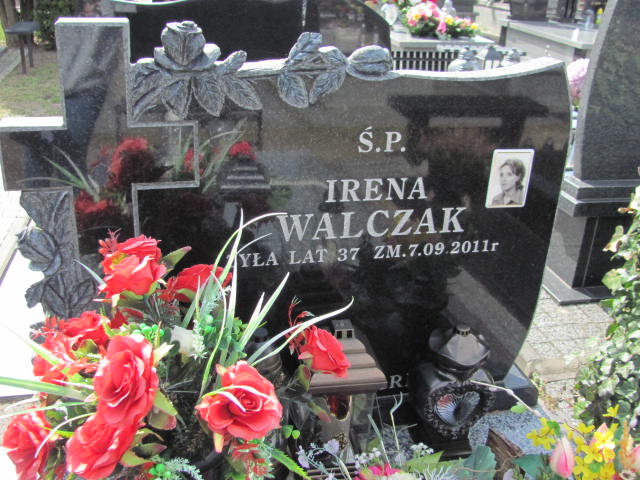 Irena Walczak 1974 Skierniewice komunalny - Grobonet - Wyszukiwarka osób pochowanych