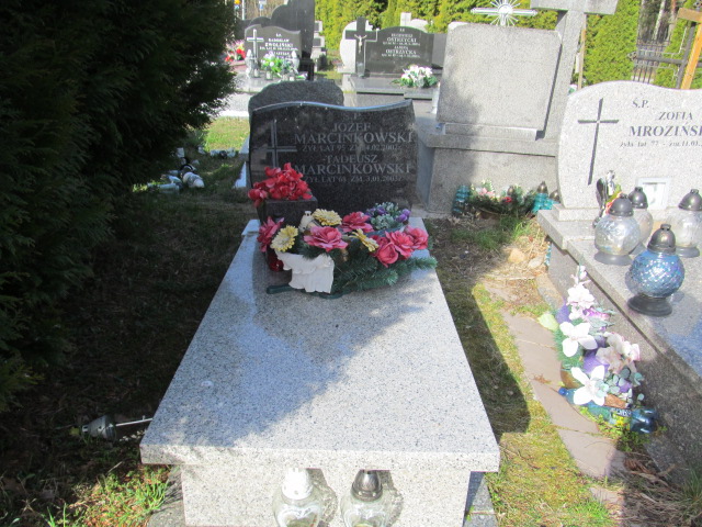 Grób Józef Marcinkowski