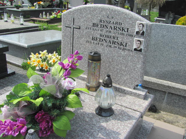 Robert Bednarski 1968 Skierniewice - Grobonet - Wyszukiwarka osób pochowanych