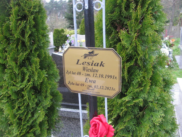 Ewa Lesiak 1952 Skierniewice - Grobonet - Wyszukiwarka osób pochowanych