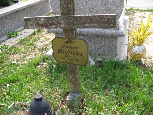 Paweł Bielicki 1966 Skierniewice - Grobonet - Wyszukiwarka osób pochowanych