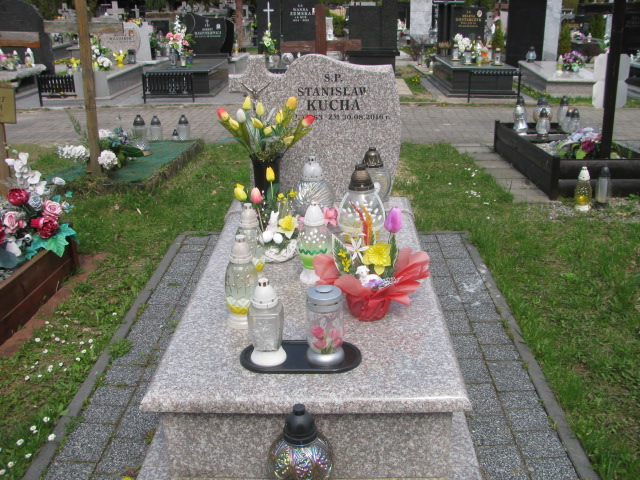 Marianna Kucha  1954 Skierniewice - Grobonet - Wyszukiwarka osób pochowanych