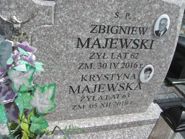 Krystyna Majewska 1955 Skierniewice - Grobonet - Wyszukiwarka osób pochowanych