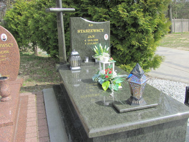 Jan Staszewski 1939 Skierniewice - Grobonet - Wyszukiwarka osób pochowanych